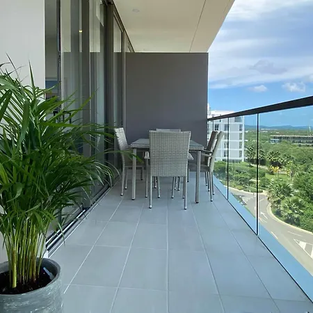 Prestigious 2br With Amazing View In Apartment