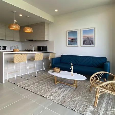 Prestigious 2br With Amazing View In *