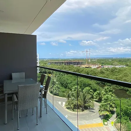 Prestigious 2br With Amazing View In